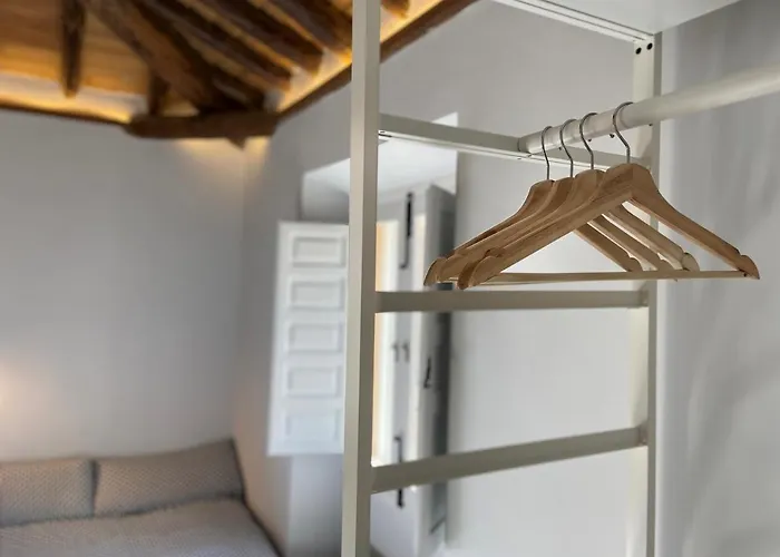 Torre Del Aver Caces